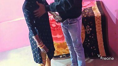 Indian Wife Cheating Husband and got her Pussy Creampied