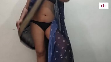 Indian Saari Girl Dancing and Fucking by her Neighbour Uncle