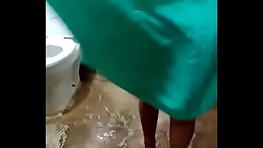 Indian aunty bathing and dress changing